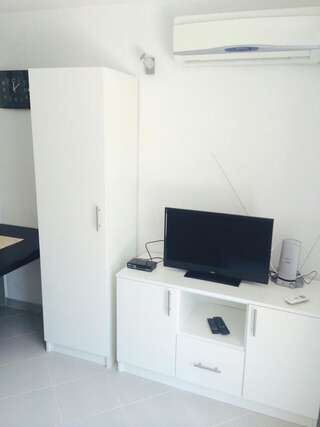 Апартаменты Apartment Oko Boke Херцег-Нови Апартаменты-студио с видом на море-12