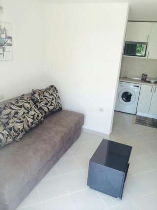 Апартаменты Apartment Oko Boke Херцег-Нови Апартаменты-студио с видом на море-16