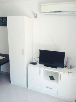 Апартаменты Apartment Oko Boke Херцег-Нови Апартаменты-студио с видом на море-21