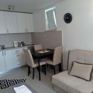 Апартаменты Apartment Oko Boke Херцег-Нови Апартаменты-студио с видом на море-6